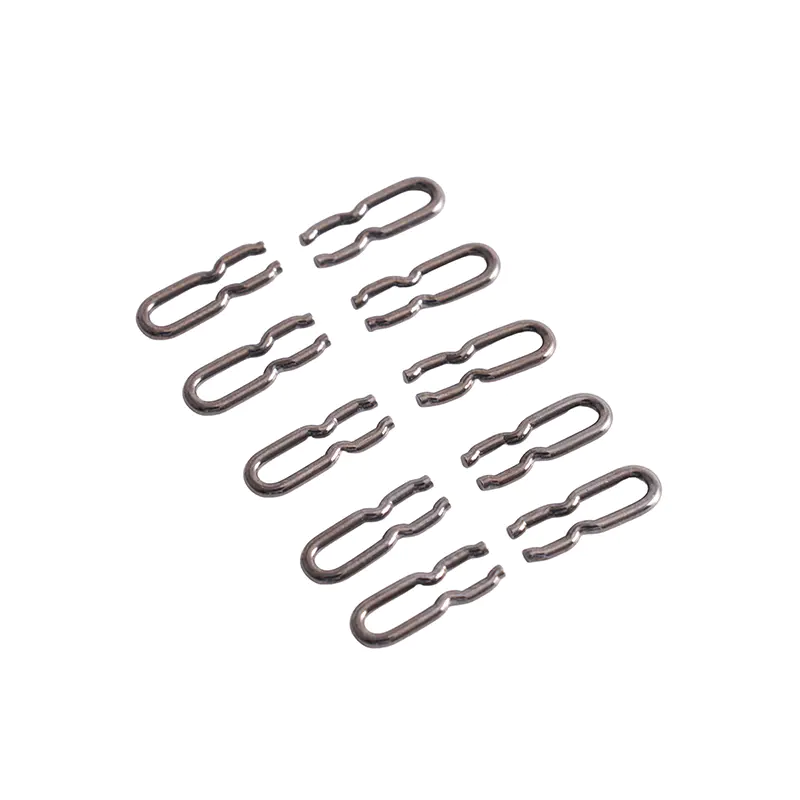 ¿Las configuraciones complejas de resortes que forman cables aumentan la concentración de tensiones en los puntos de flexión?